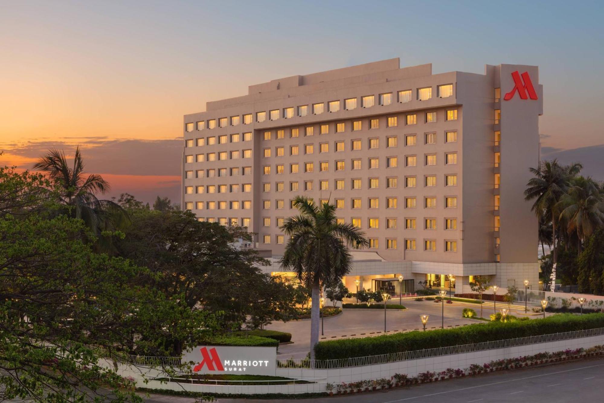 Surat Marriott Hotel Dış mekan fotoğraf