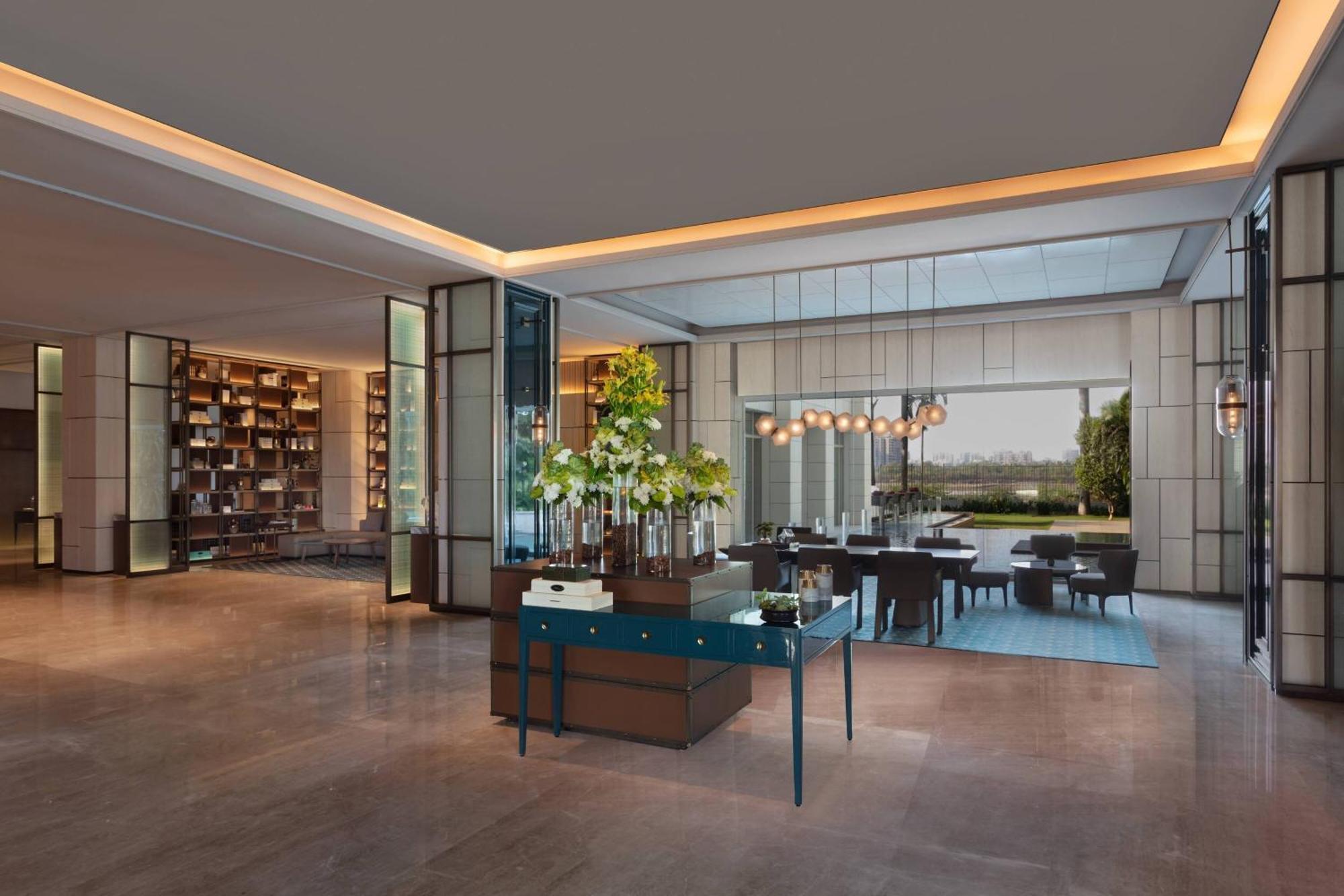 Surat Marriott Hotel Dış mekan fotoğraf