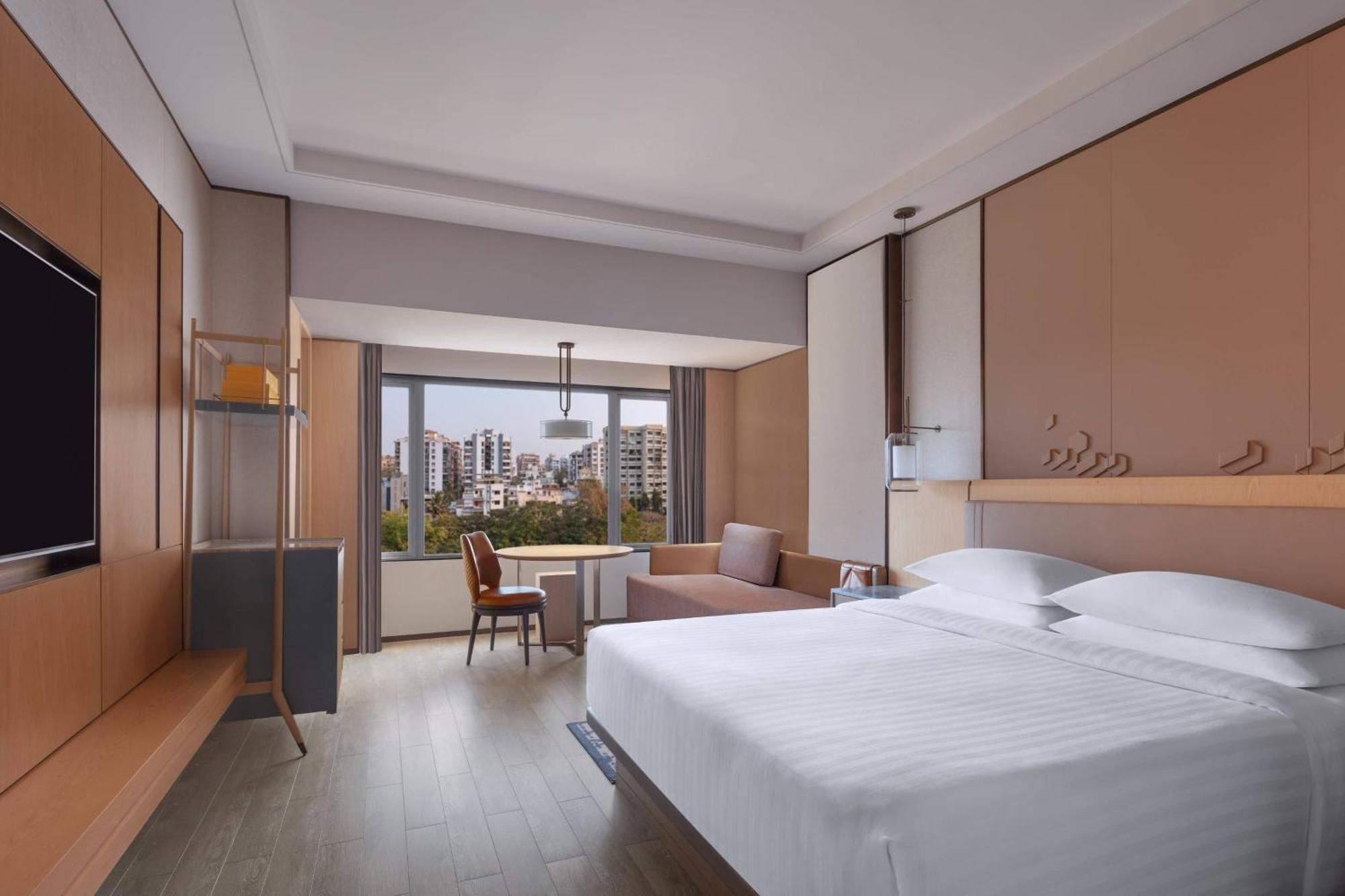 Surat Marriott Hotel Dış mekan fotoğraf